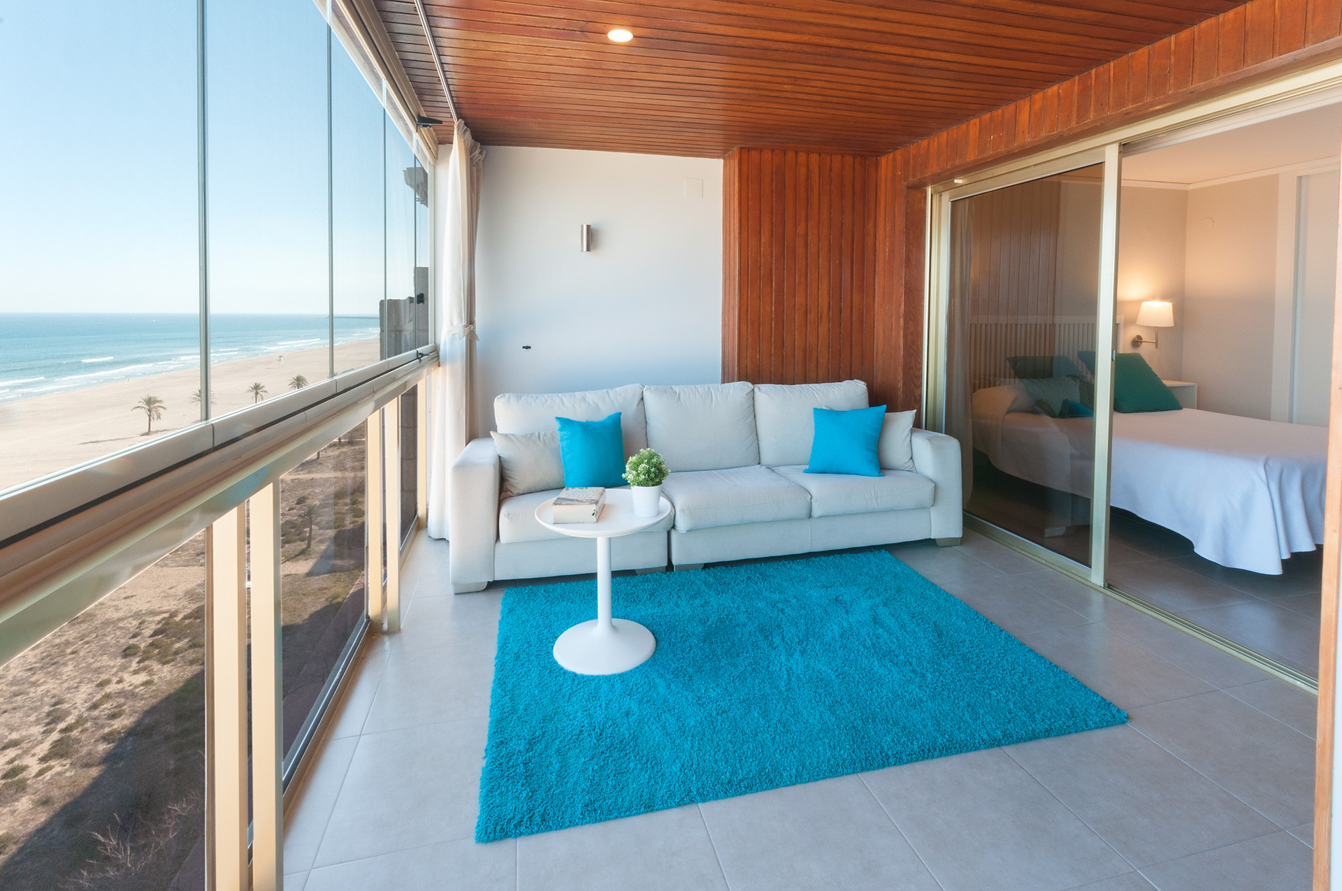 1645463779d75f4650398b1541a1bb438dbb3f206e