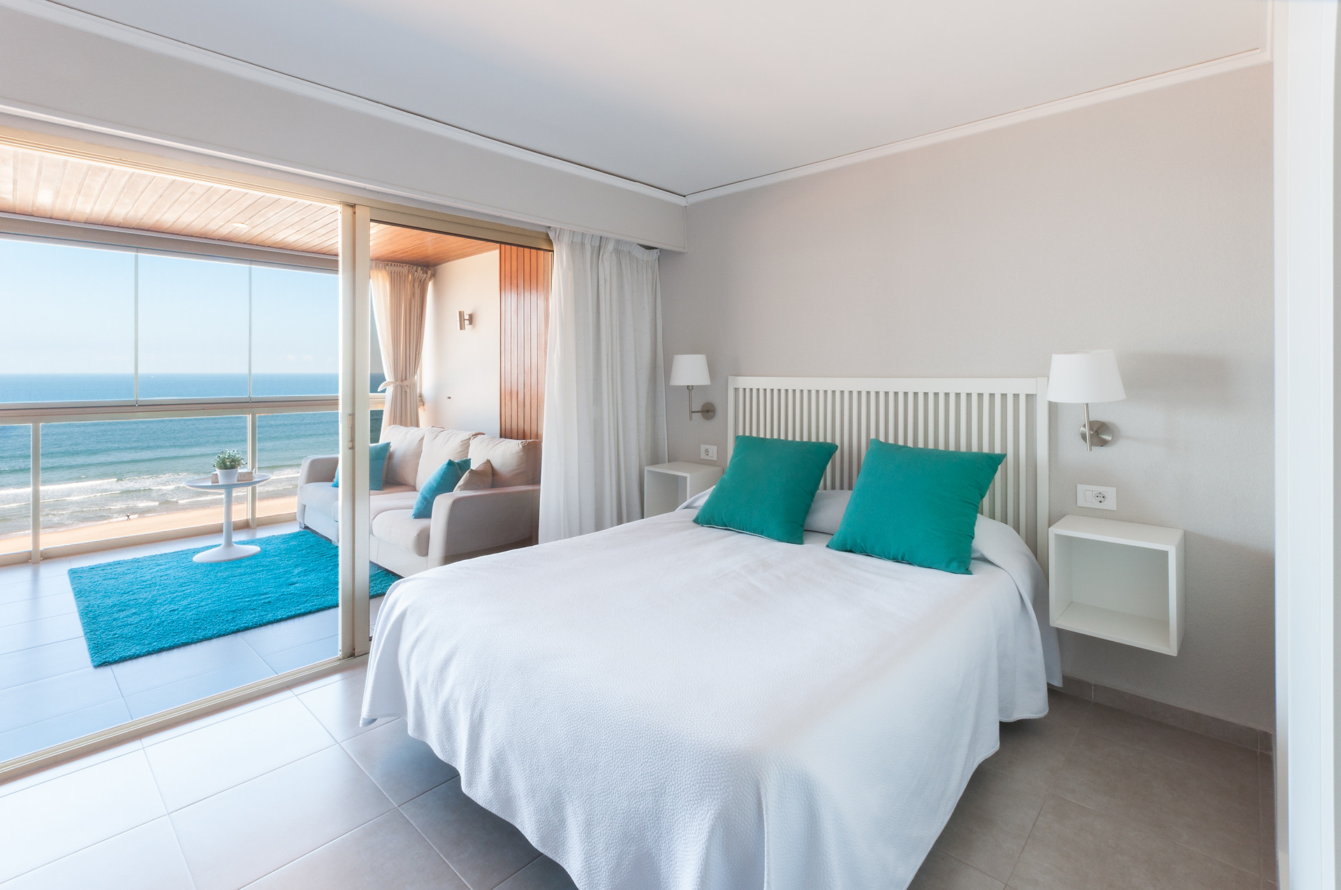 16454637811b0ac611c28e69b577b917edd5739052